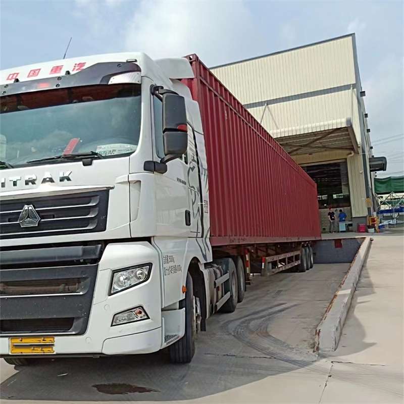 黄石港区伊犁州：物流专线的高效货运之旅