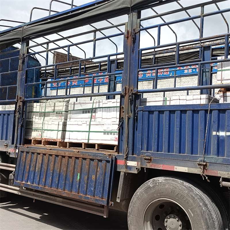 黄石港区茫崖市：物流专线的高效货运之旅