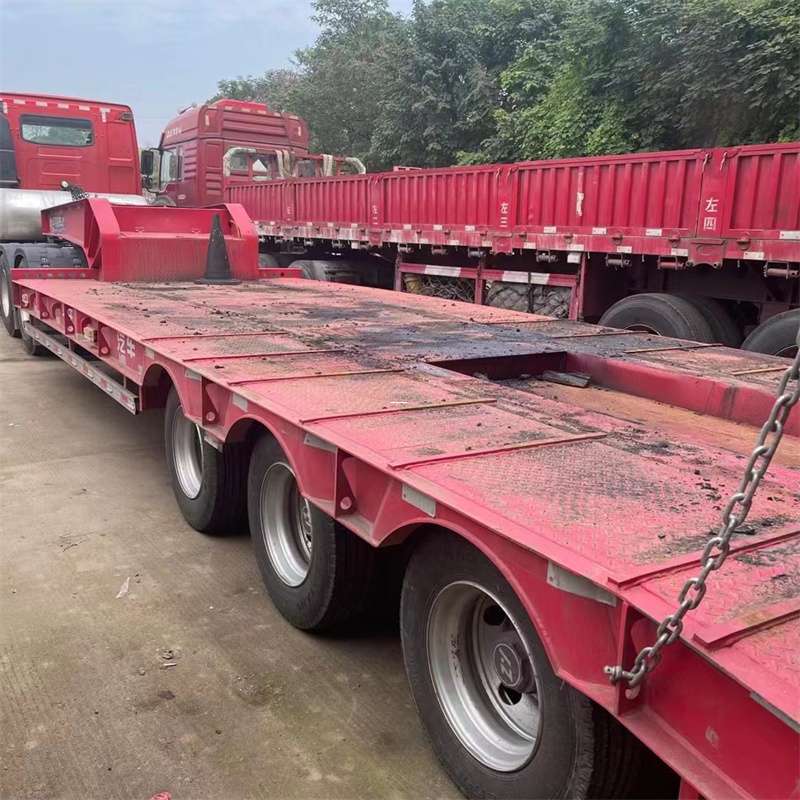 黄石港区曲麻莱县：物流专线的高效货运之旅