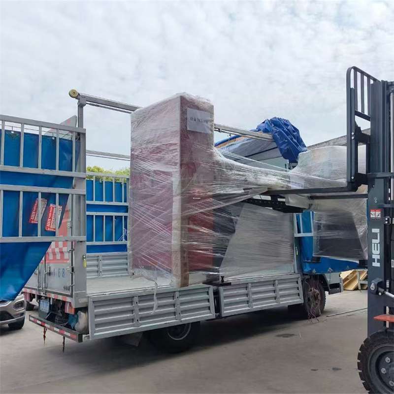 黄石港区崆峒区：物流专线的高效货运之旅