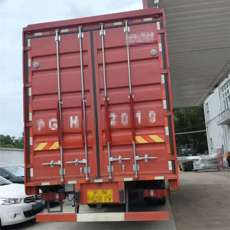 黄石港区洛浦县进仓物流：专线直达的多元货运探索